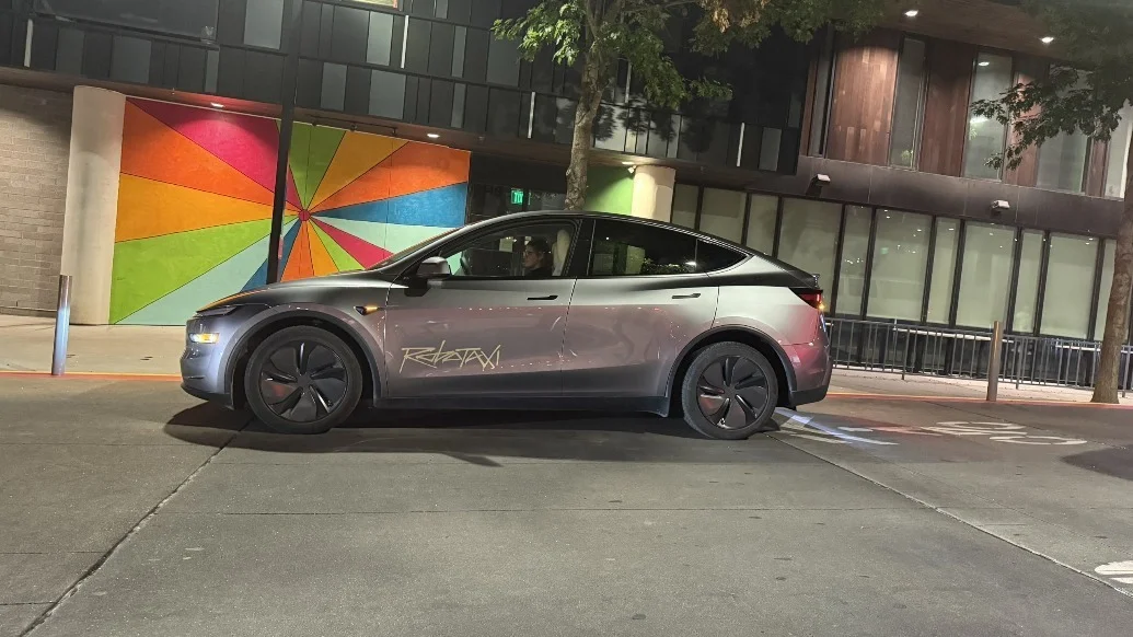 马斯克证实Robotaxi平台将向公众开放，将在明年全面普及